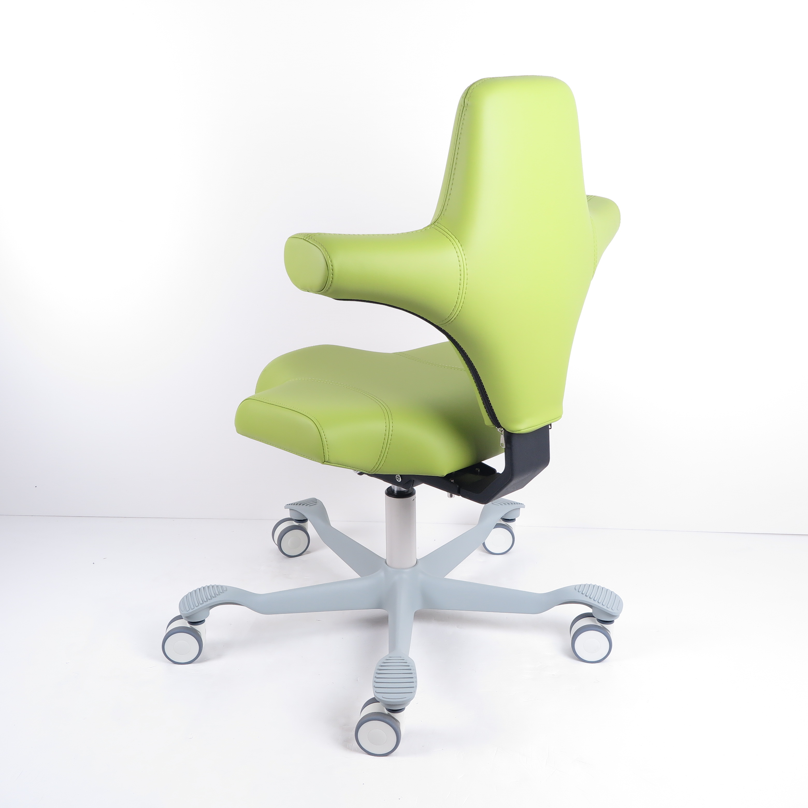 Ergonomic Saddle Stool, Medica - مراجعة Medical Lab Chair وسعره